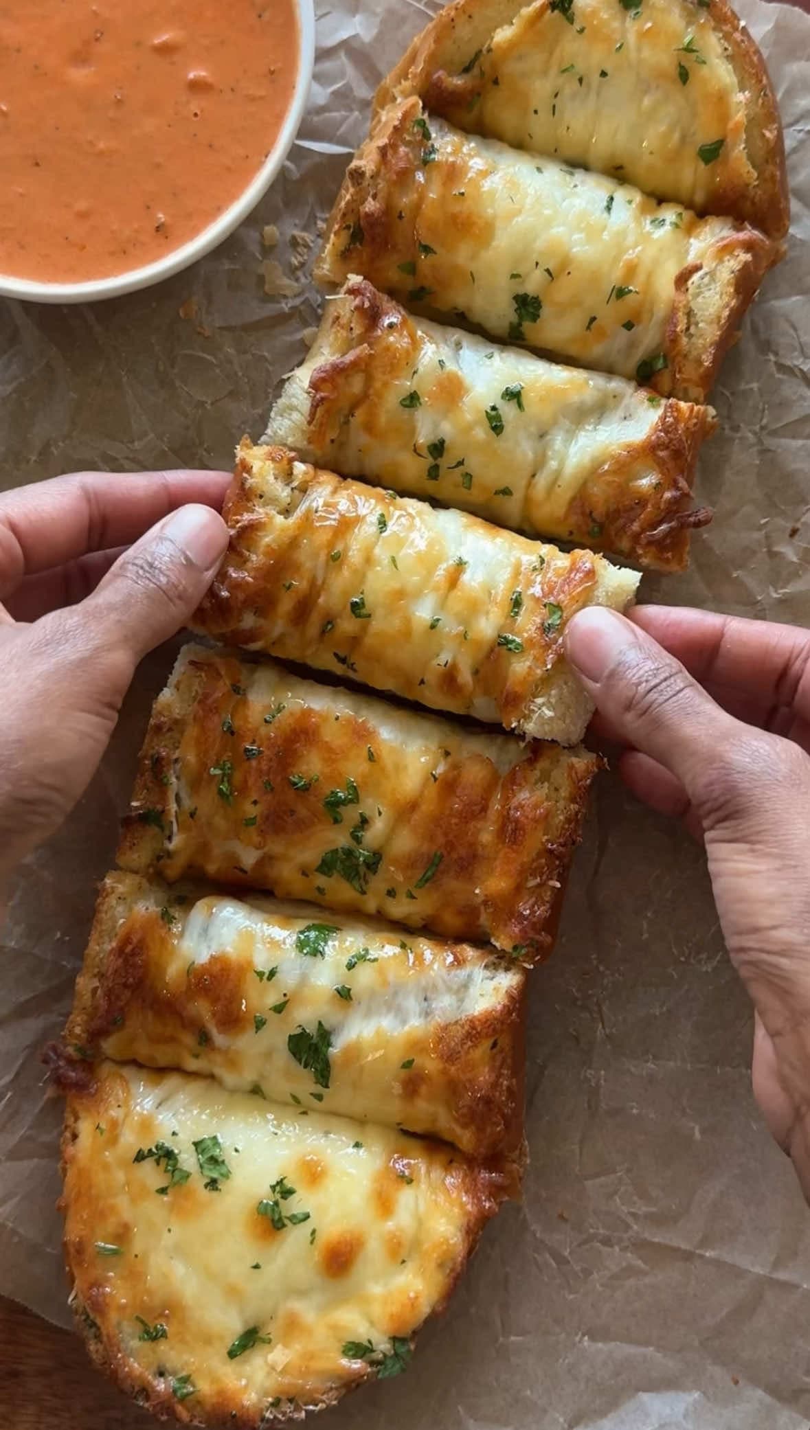Cheesy Roasted Garlic Bread