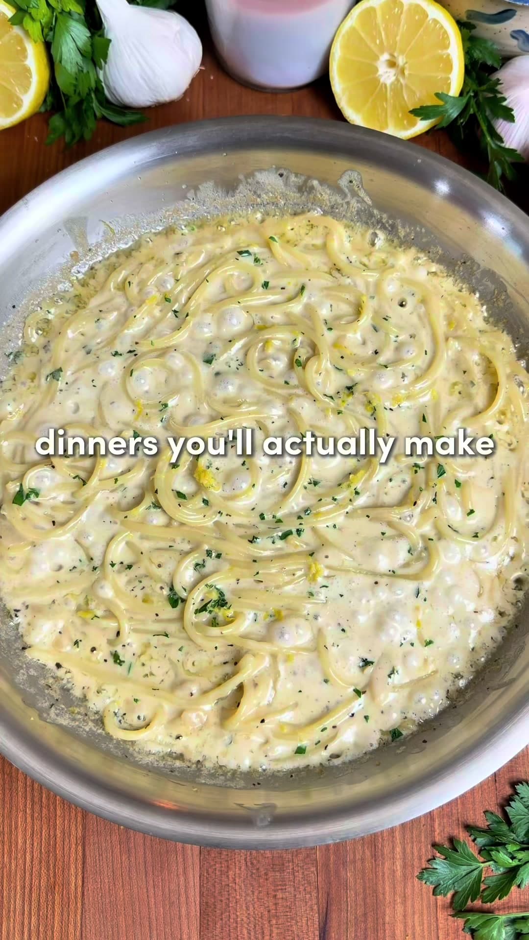 Espaguete Alfredo com Limão e Alho