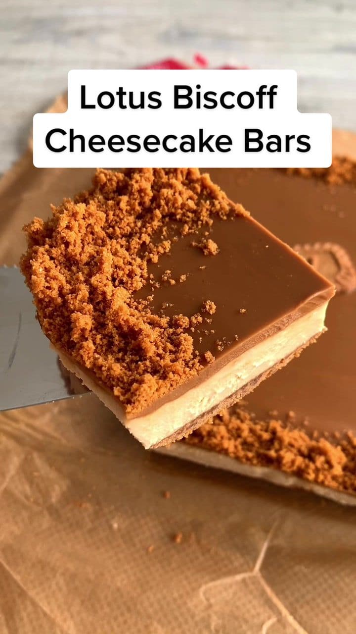 5-ingredient No-bake Lotus Biscoff Cheesecake Bars