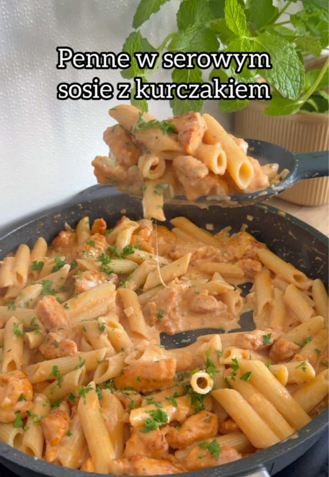 Kremowy makaron z kurczakiem w 20 minut