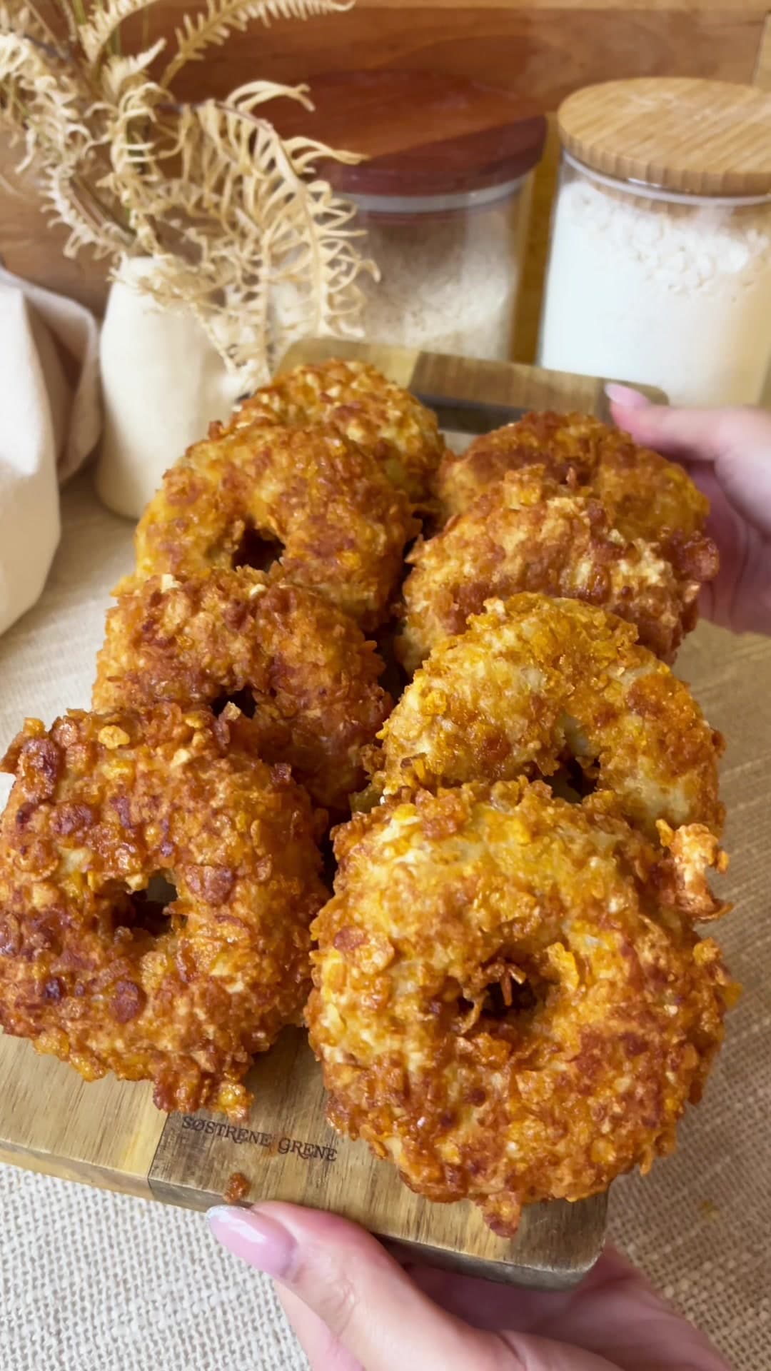 Donuts salés à la pomme de terre et poulet