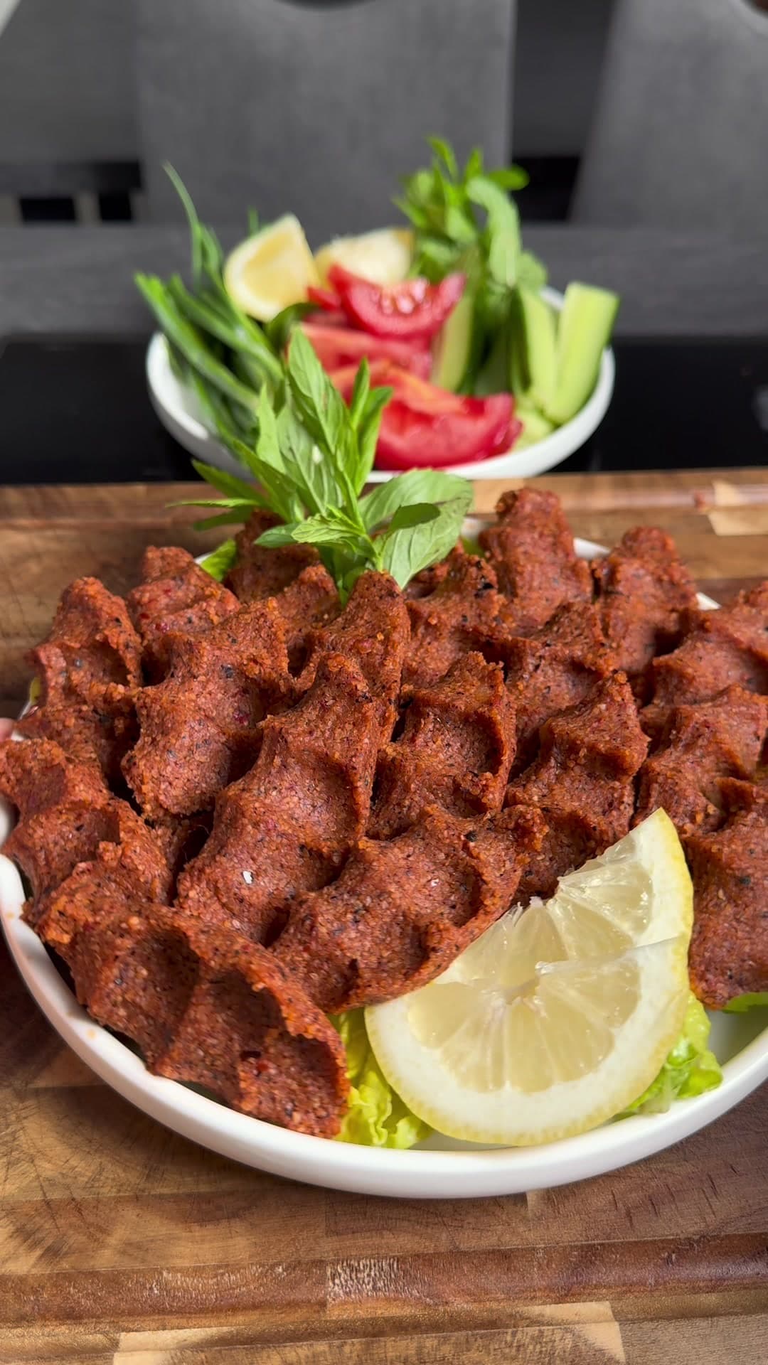 Çiğ Köfte