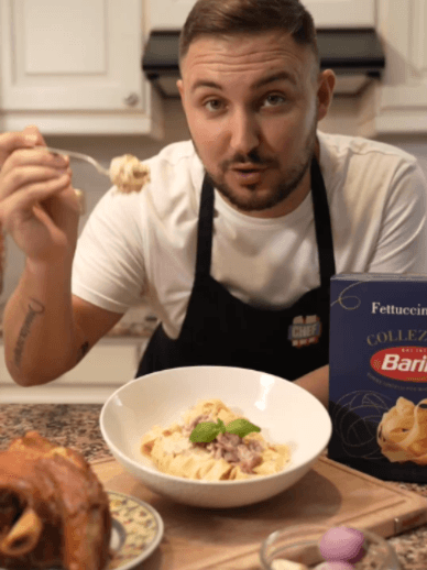 Creamy Fettuccine with Pulled Pork
