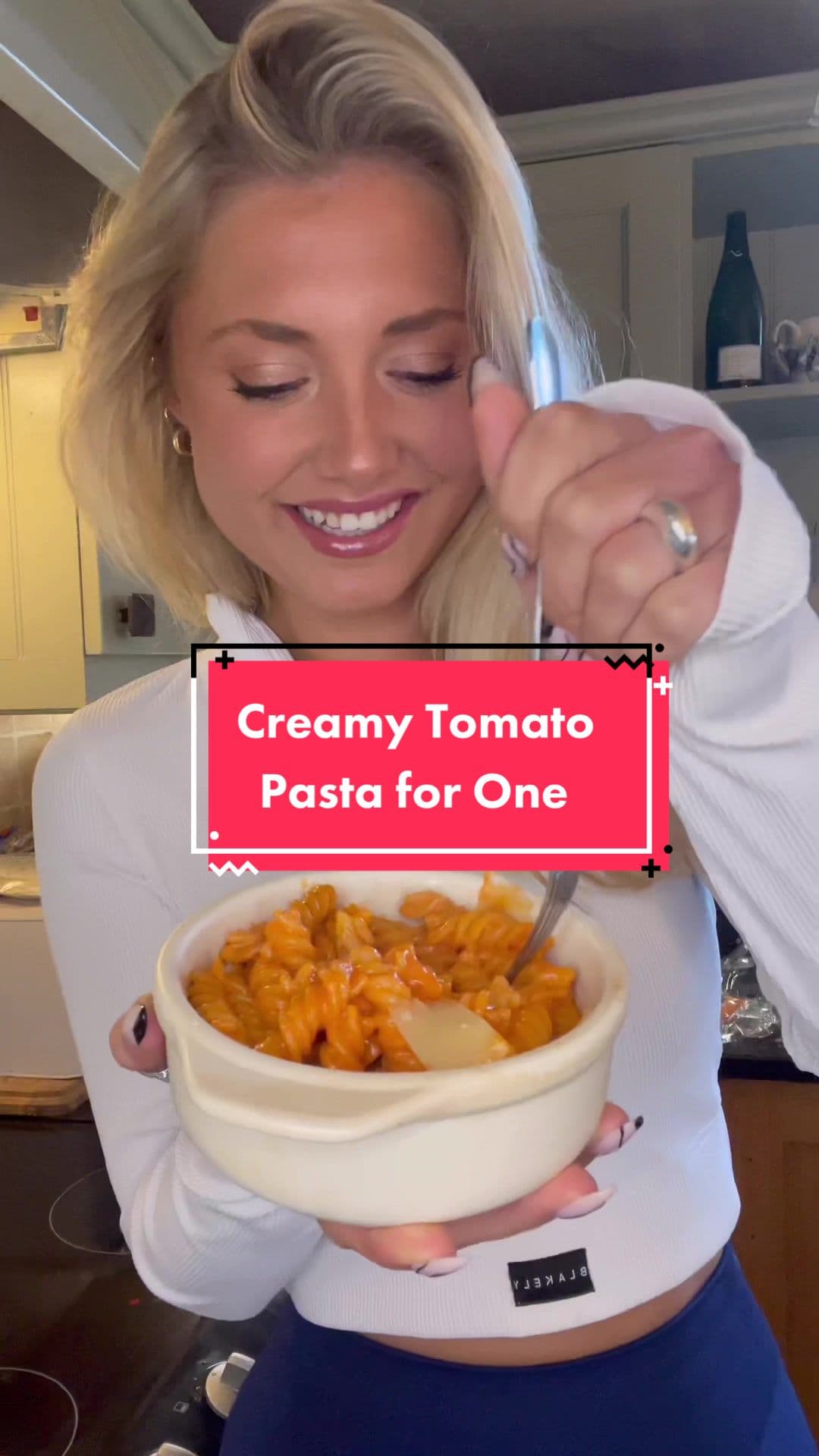 4 Ingredient Creamy Tomato Pasta