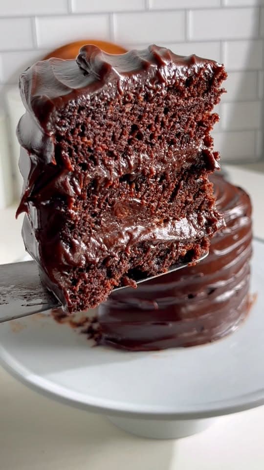 Eggless Chocolate Fudge Cake