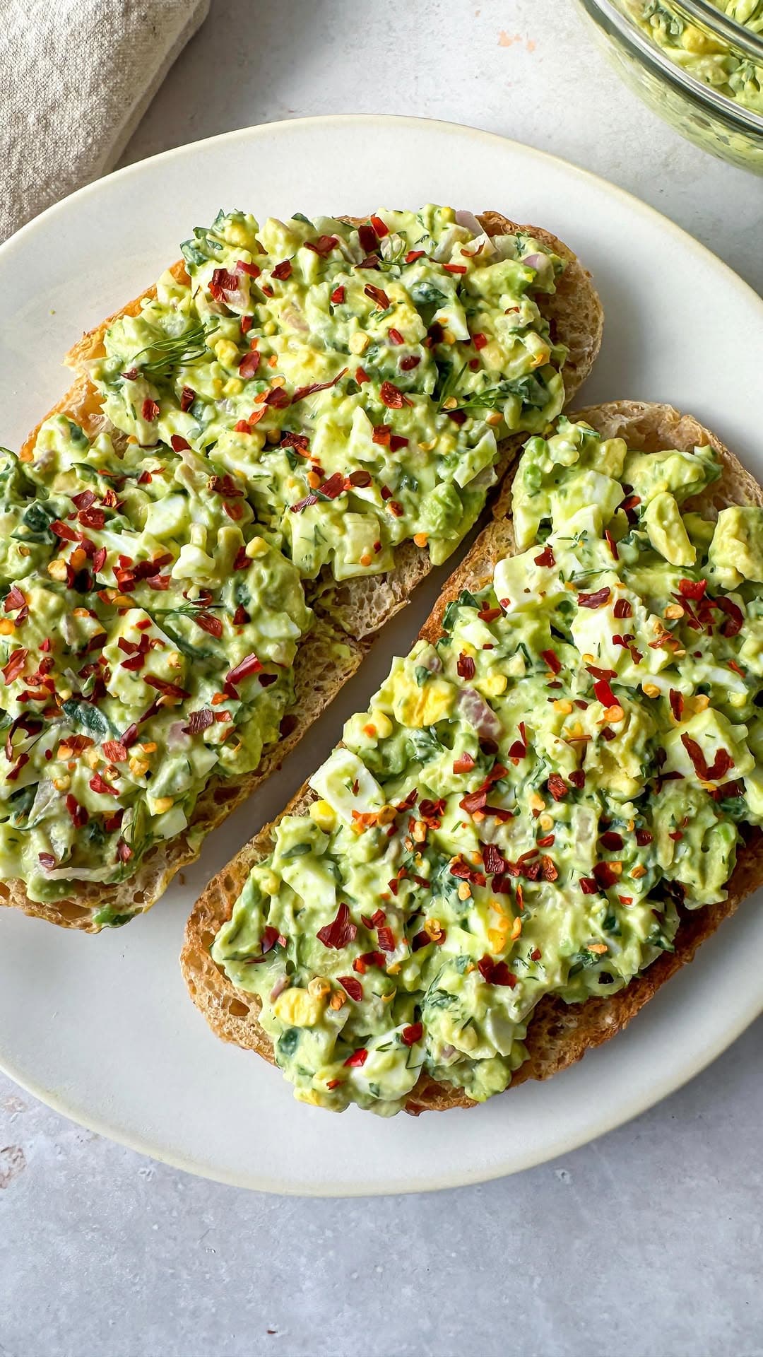 Smashed Avocado Toast with Hard Boiled Eggs