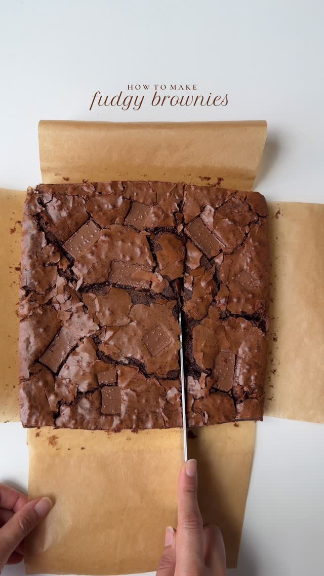 Crinkle Top Fudgy Brownies