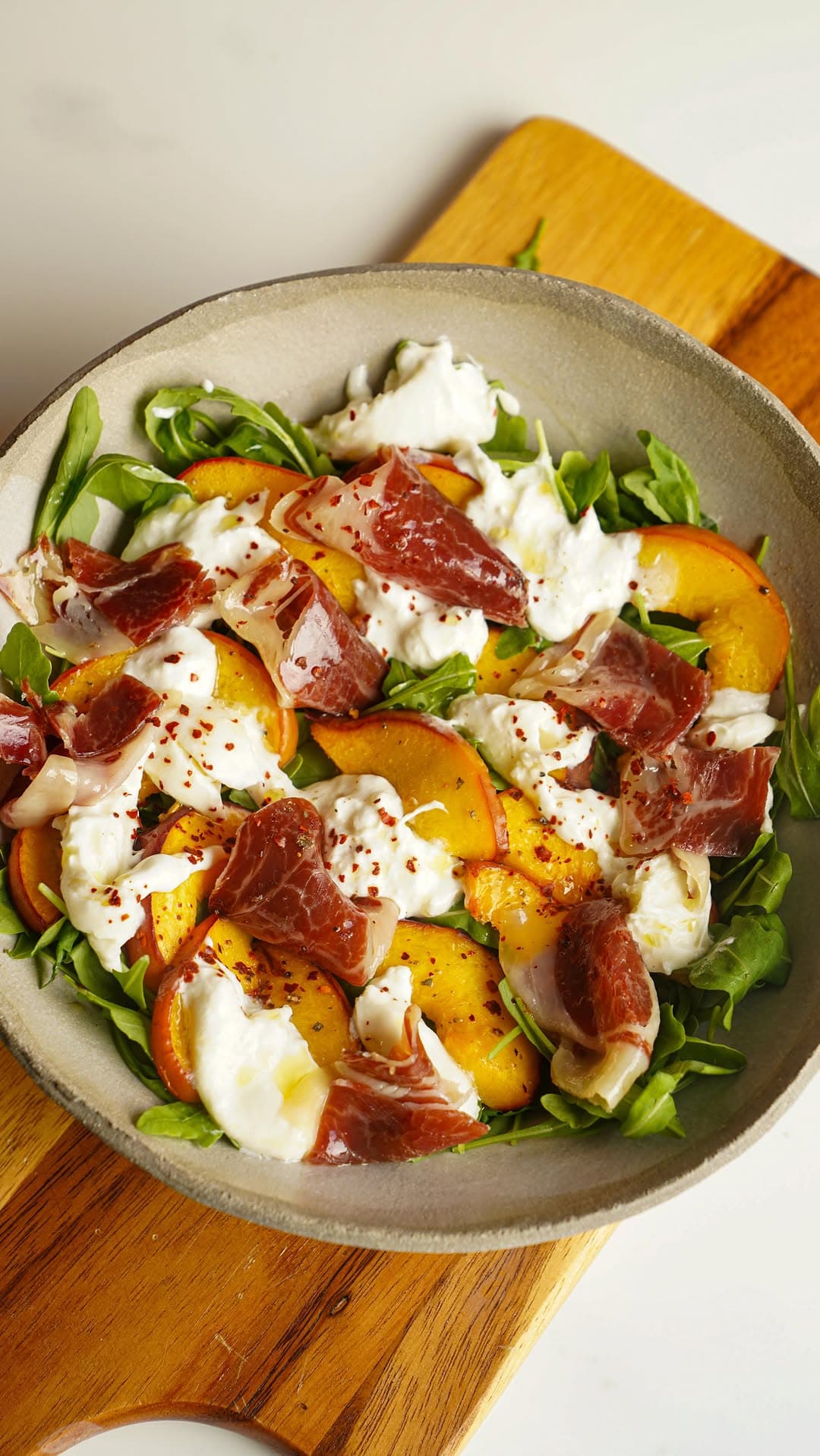Salade de Pêche et Burrata