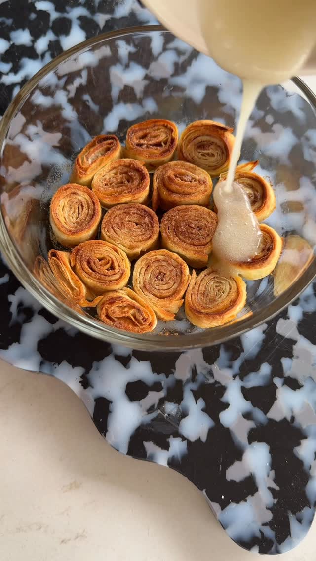 Viral Tortilla Cinnamon Roll