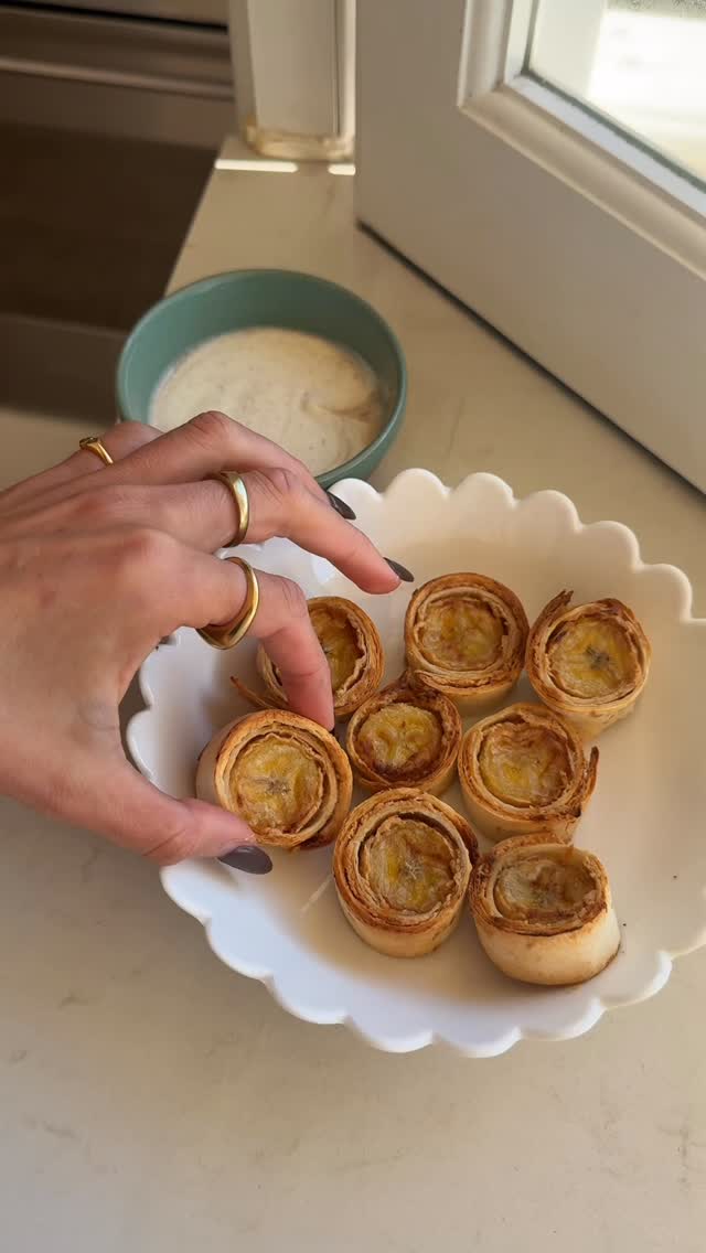 Air Fryer Peanut Butter Banana Roll Ups