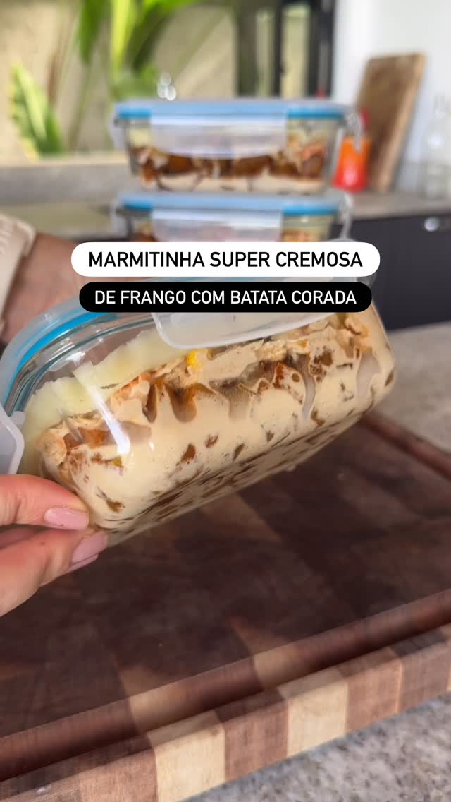 Marmitinha de batata assada com frango cremoso