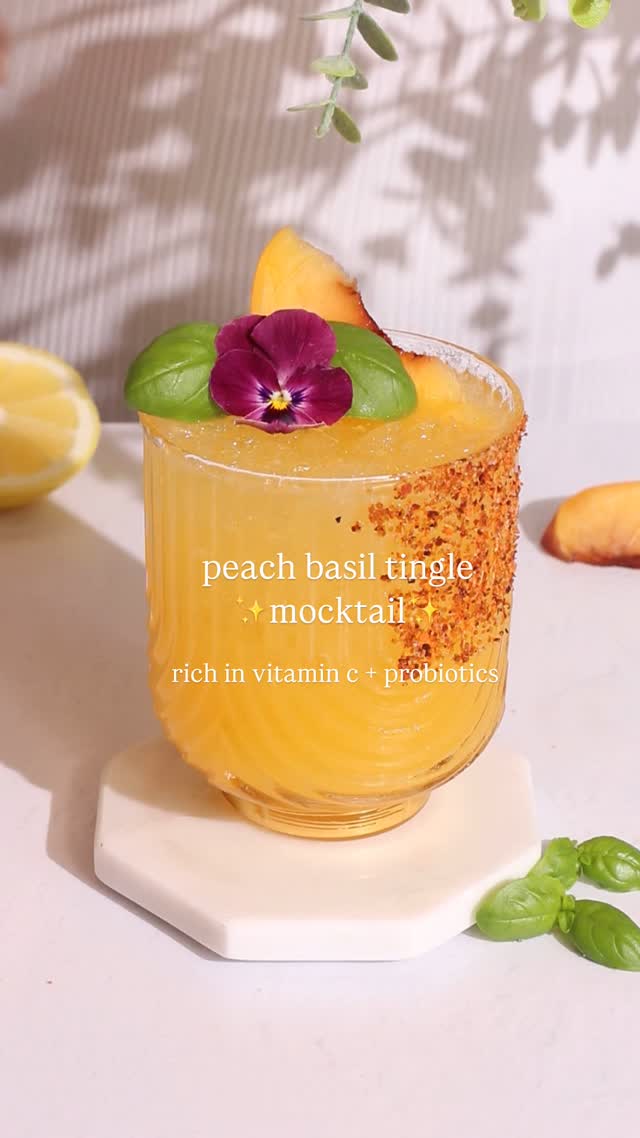 Mocktail Peach Basil Tingle