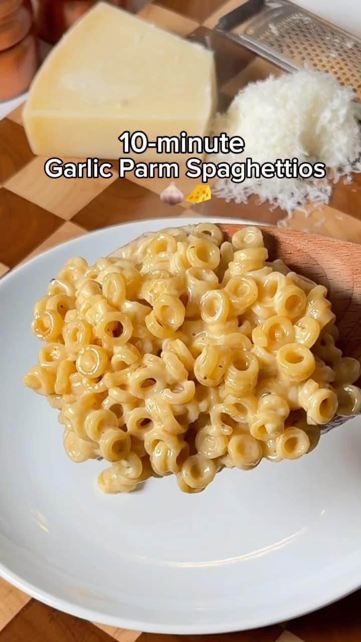 One Pot Garlic Parm Cheesy Spaghettios