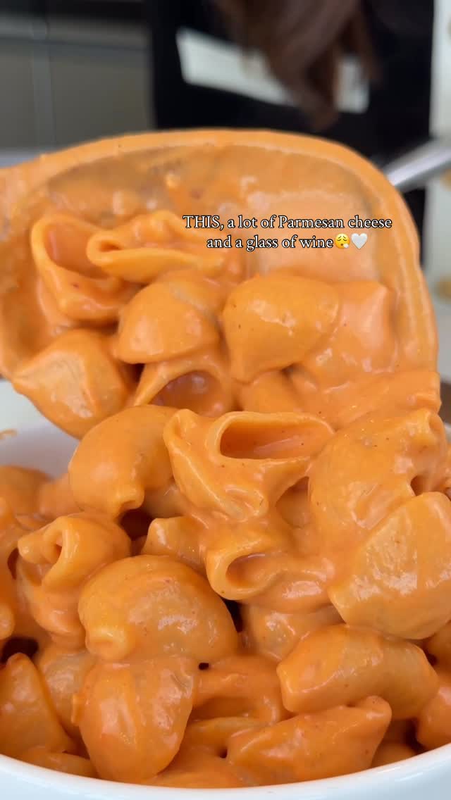 Creamy Parmesan Pasta with Tomato Sauce