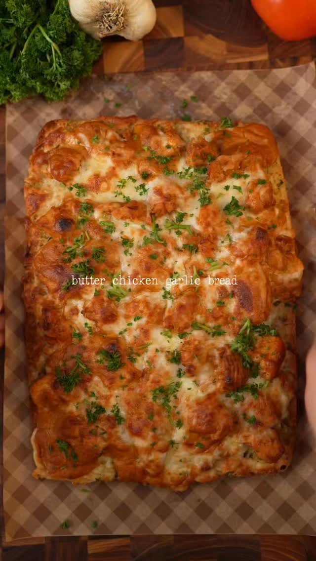 Butter Chicken Garlic Bread