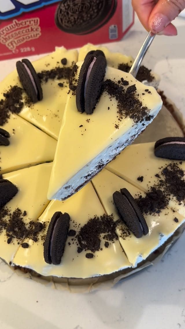 No-Bake Oreo Cheesecake