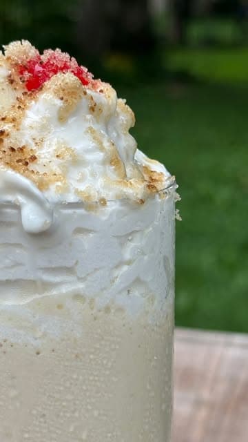 Toasted Peaches & Cream Milkshake