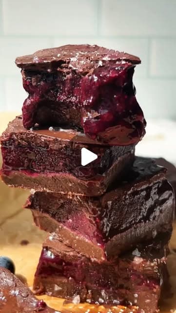 No bake batony jagodowo-czekoladowe