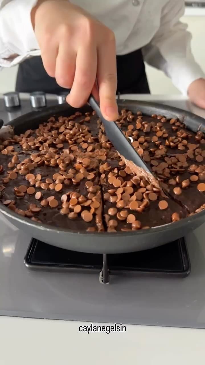 Banana & Chocolate Cake