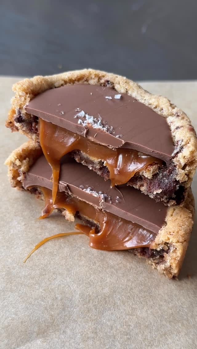 Salted Caramel Milk Chocolate Cookies