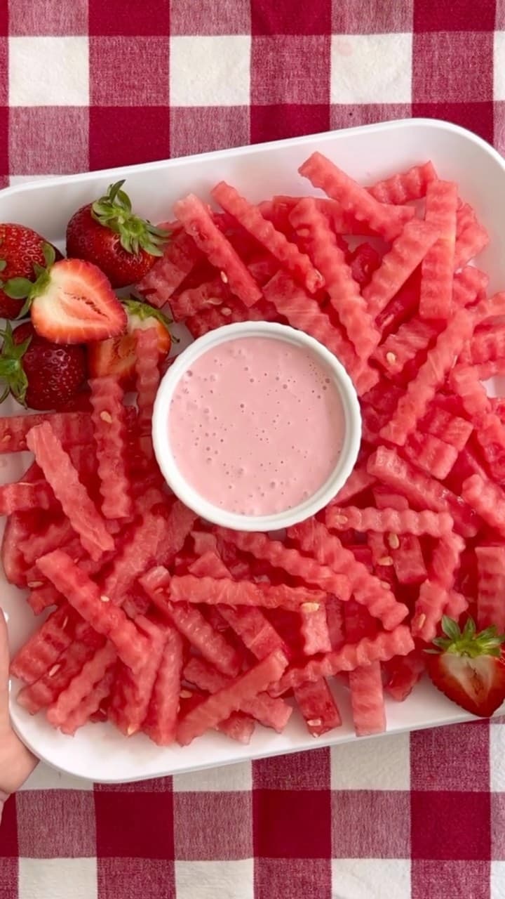 Watermelon Fries with Easy Strawberry Yogurt Dip