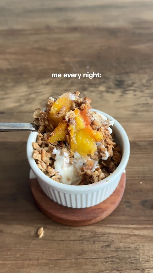 Crumble individual de durazno saludable