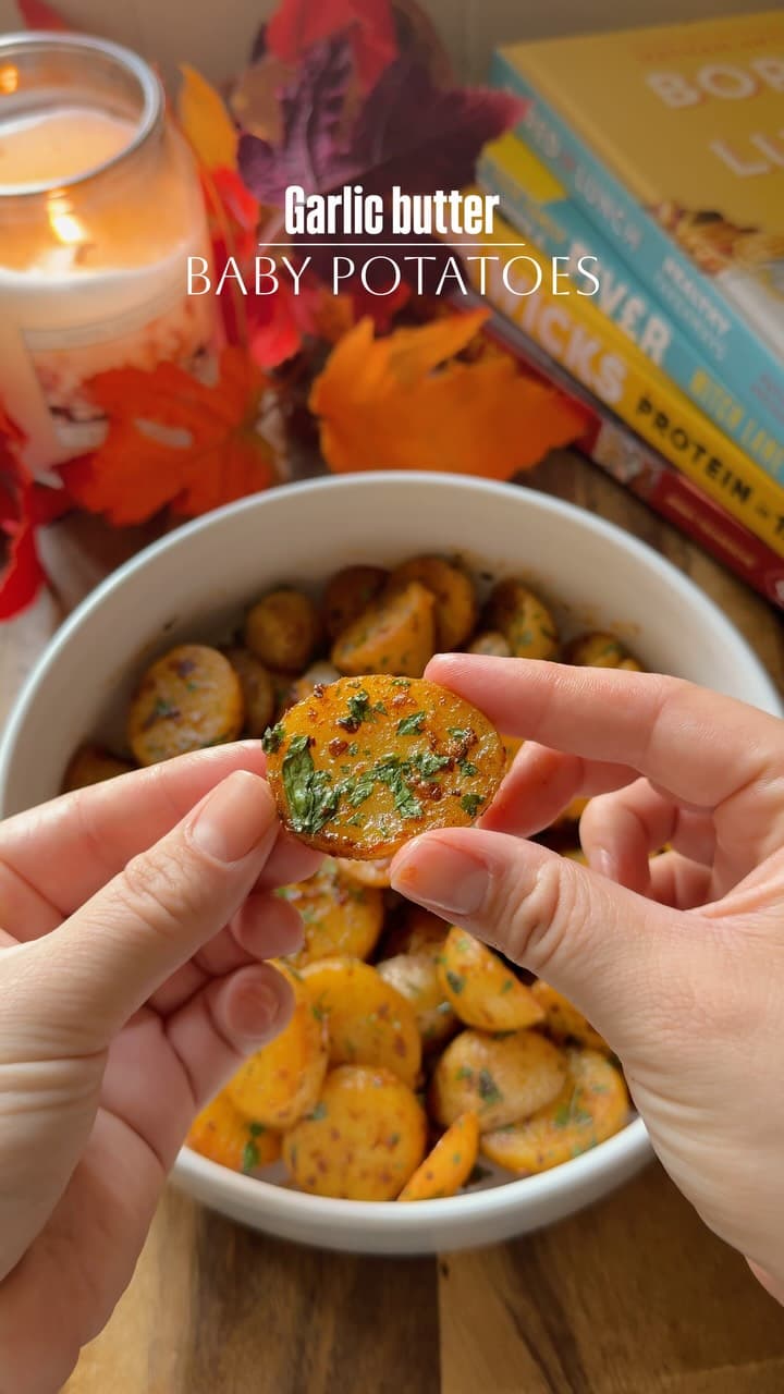 Patatas baby con mantequilla de ajo