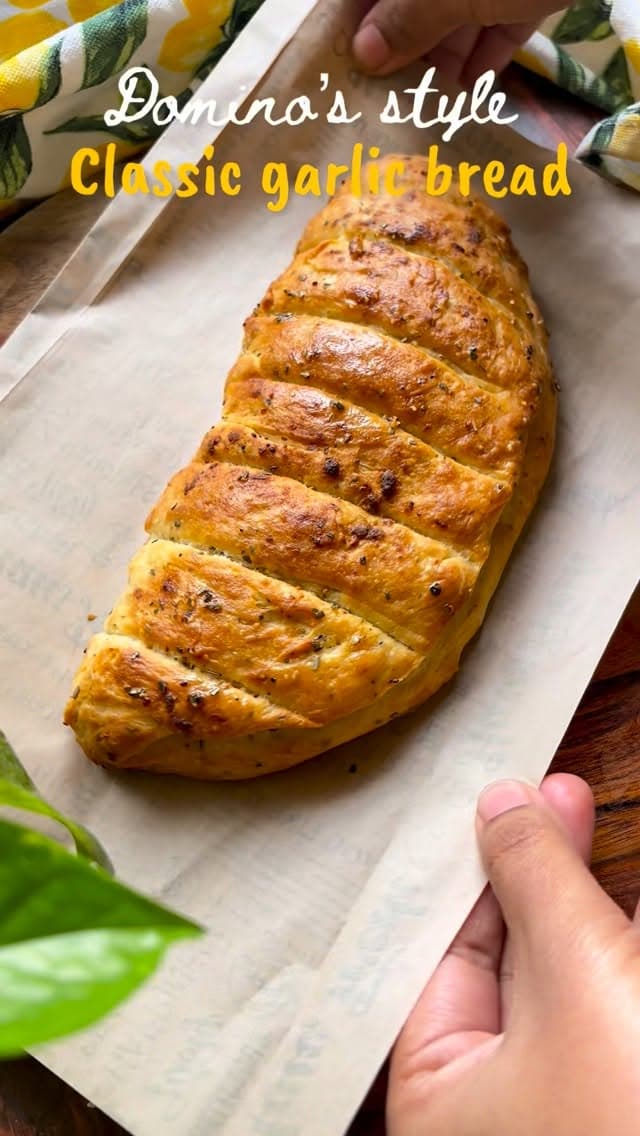 Domino's Style Garlic Bread