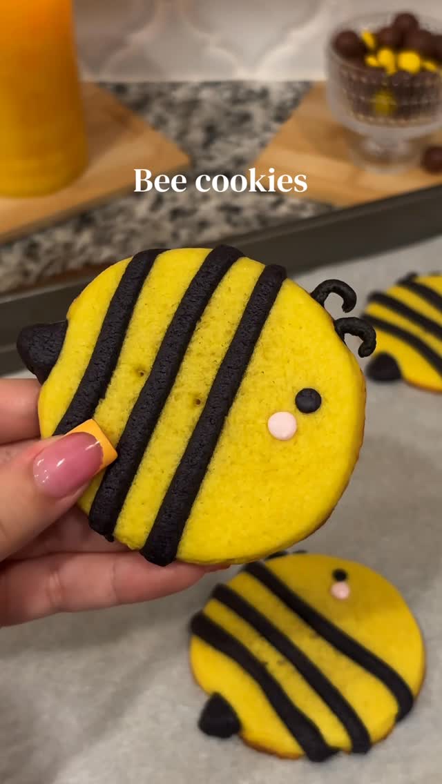 Bee Cookies