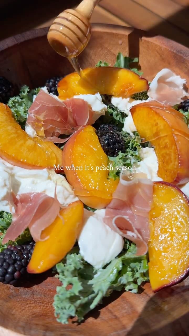 Caramelized Peach and Burrata Salad with Prosciutto