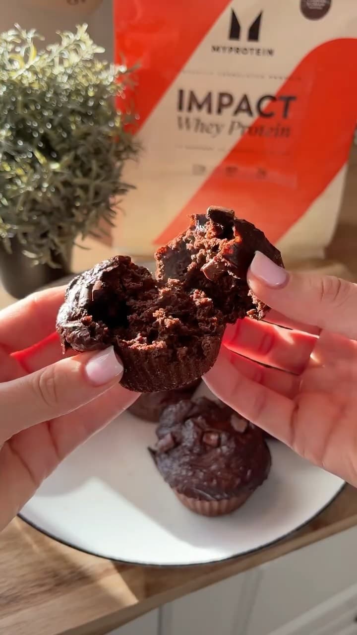 High-Protein Chocolate Protein Muffins