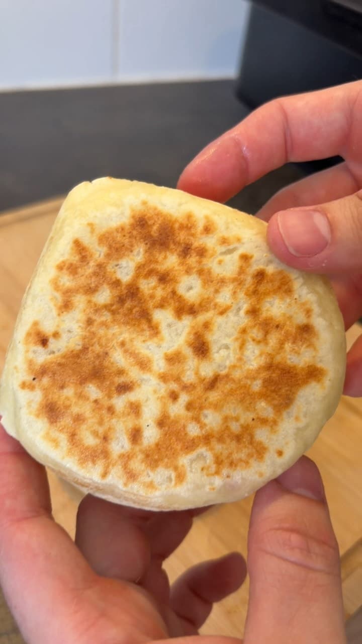 Buns protéinés au skyr et bacon