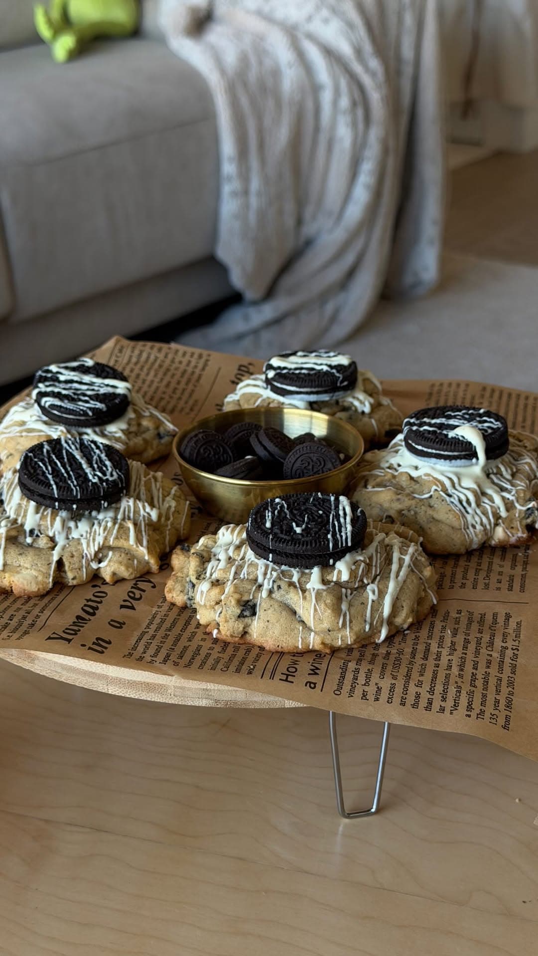 Galletas Crumbl con Oreo y Chocolate Blanco