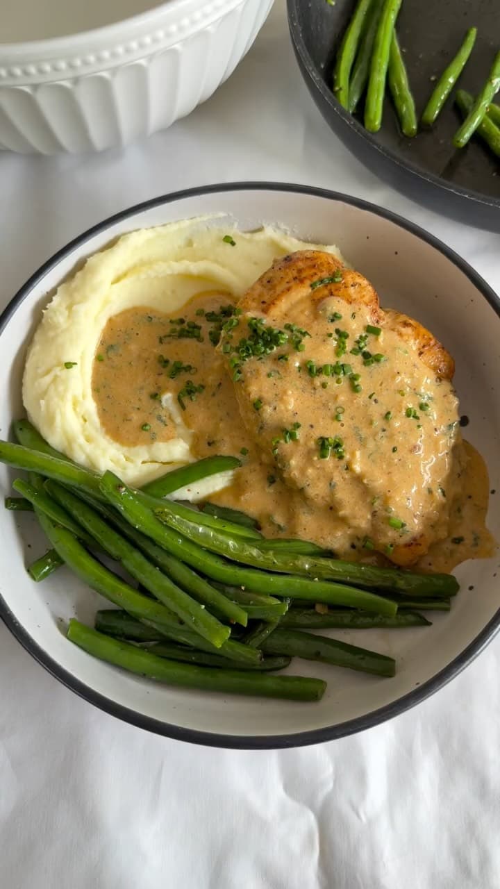 Chicken with Creamy Parmesan Garlic Sauce