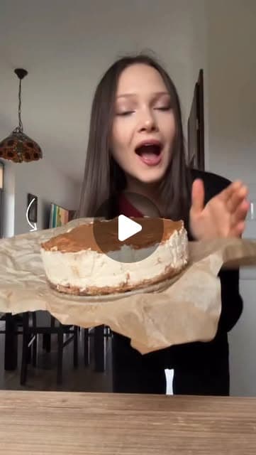 Sernik Lotus bez pieczenia