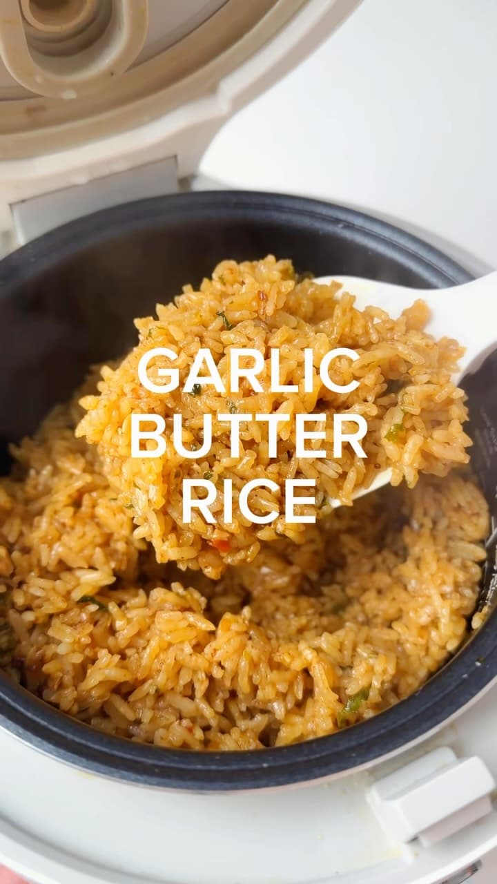 Arroz al ajo con mantequilla