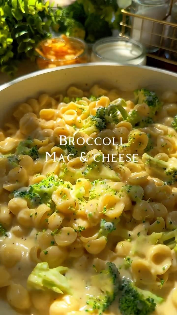 Broccoli Mac & Cheese