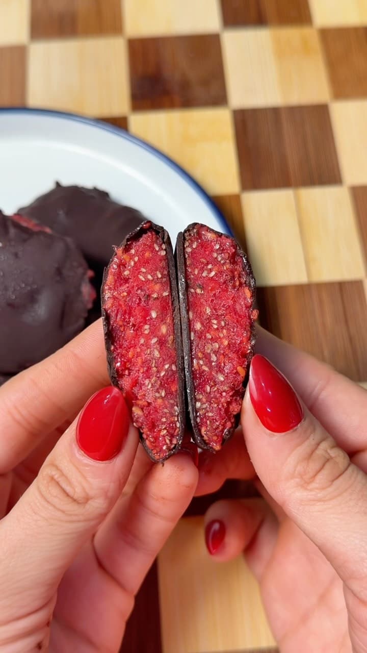 Raspberry Chia Bites