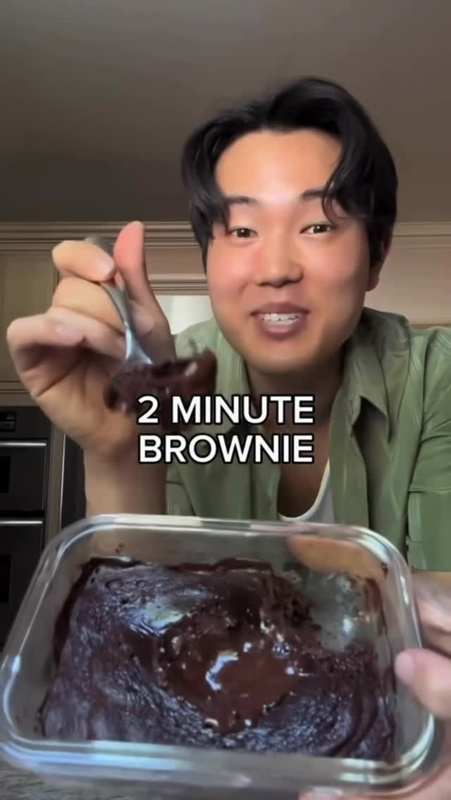 2-Minute Protein Brownie