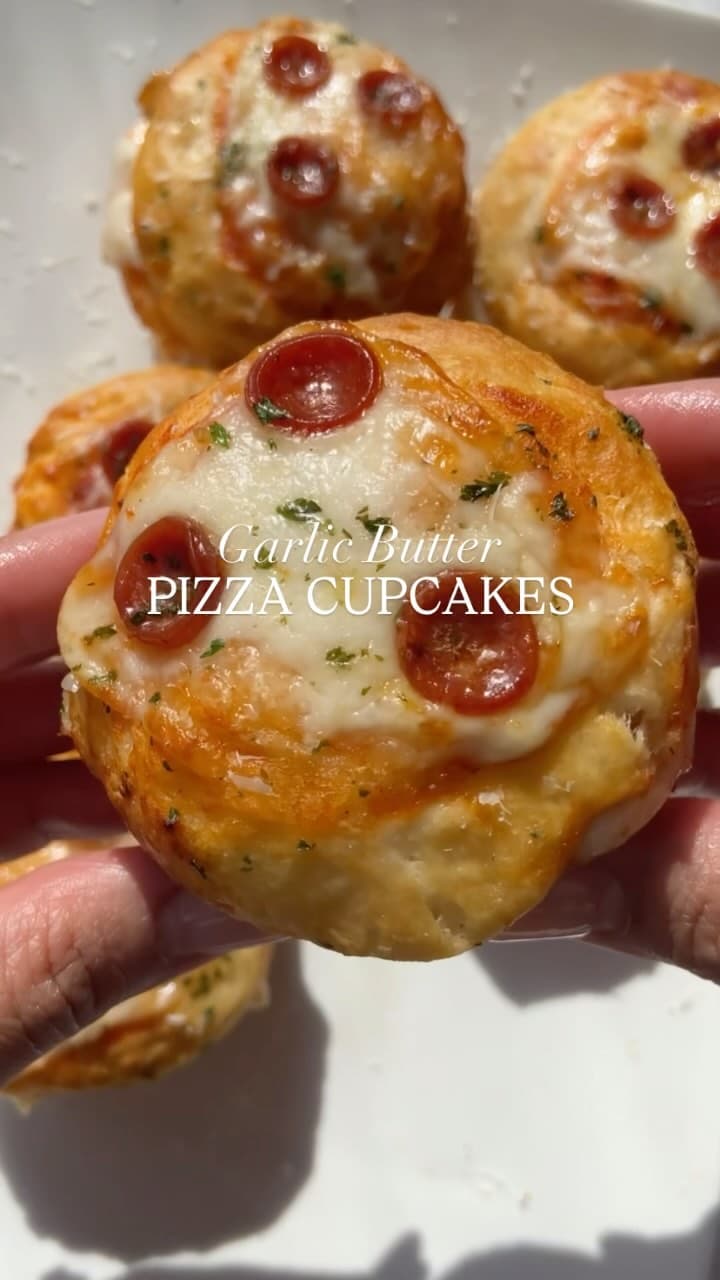 Pizza Cupcakes