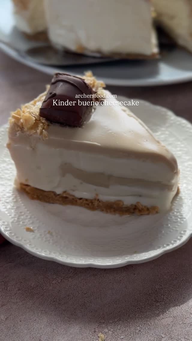No-Bake Kinder Bueno Cheesecake