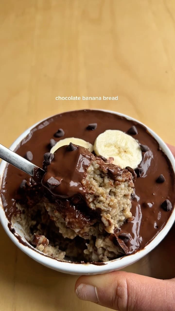 Chocolate Banana Protein Overnight Oats