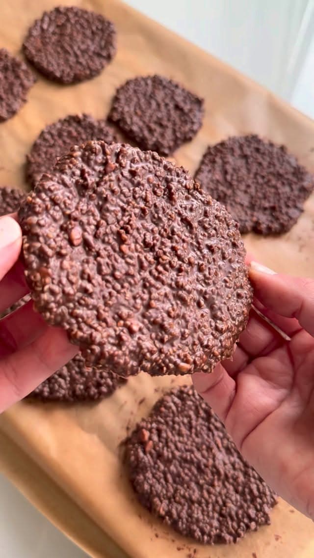 Galletas crujientes de chocolate y quinoa