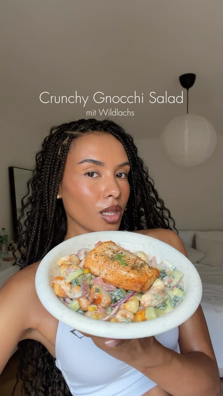 Gnocchi-Salat mit Wildlachs