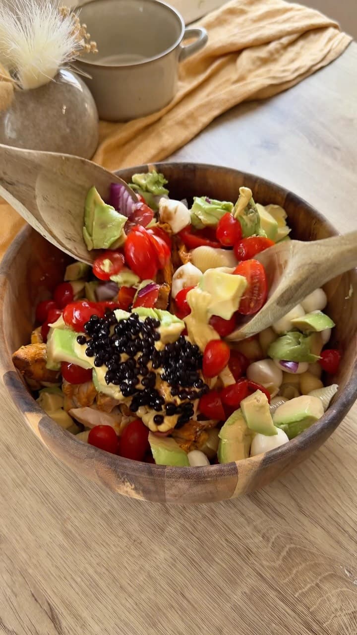 Salade express poulet, pâtes & mozzarella