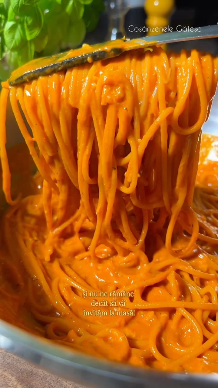 Spaghetti with Roasted Cherry Tomatoes