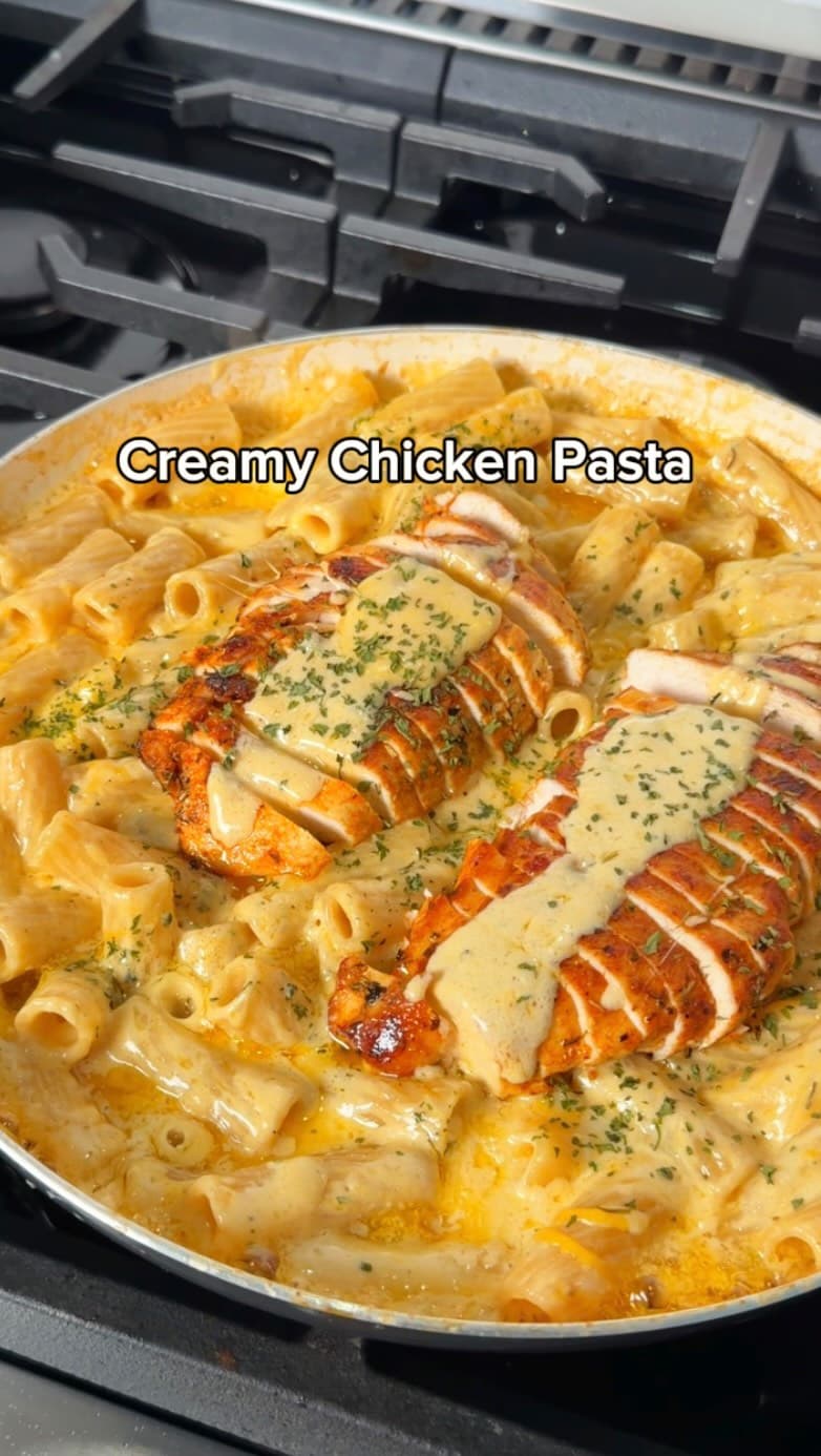 One Pot Creamy Chicken Pasta