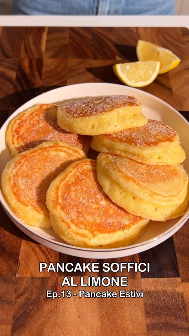 Lemon Pancakes with Skyr