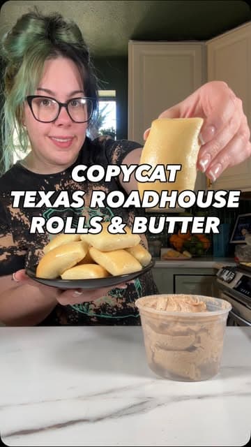 COPYCAT Texas Roadhouse Rolls & Butter