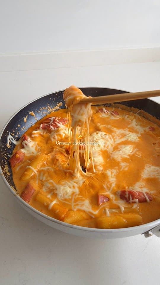 Cremiges Käse-Tteokbokki